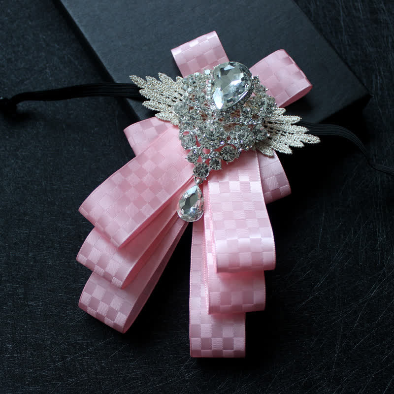Nœud papillon rétro en cristal et strass