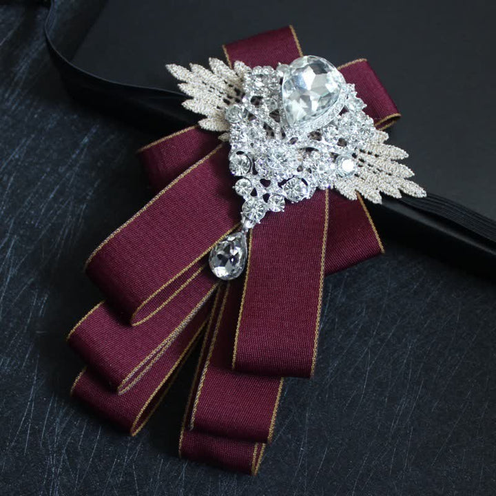Nœud papillon rétro en cristal et strass