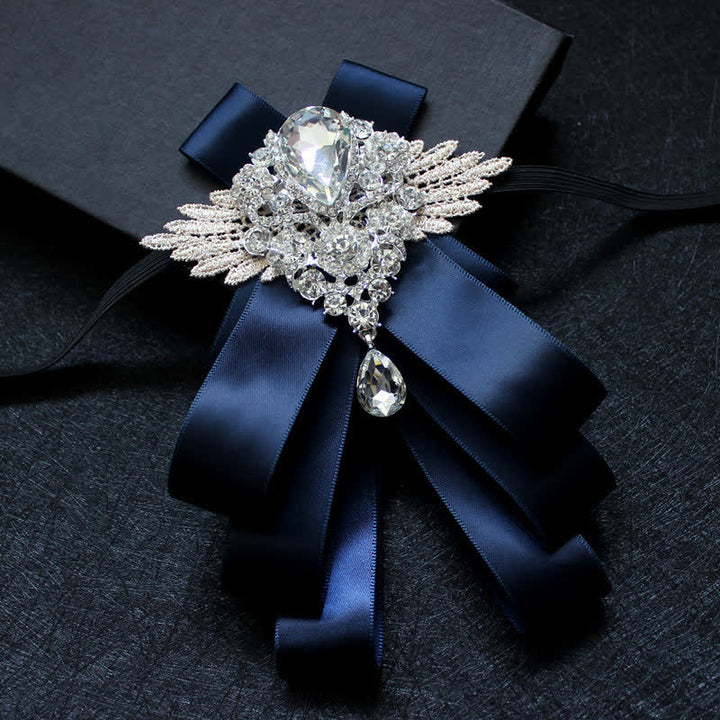 Nœud papillon rétro en cristal et strass