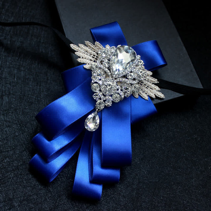 Nœud papillon rétro en cristal et strass