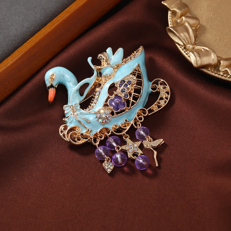 Broche creuse à pompons en forme de cygne féerique pour femme