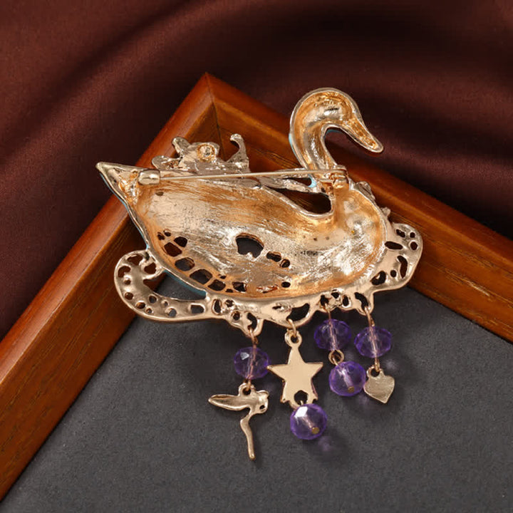 Broche creuse à pompons en forme de cygne féerique pour femme
