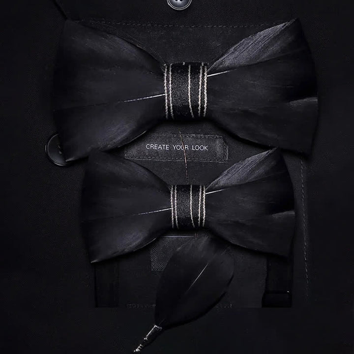 Nœud papillon en plumes nobles noires pour enfant avec épingle à revers