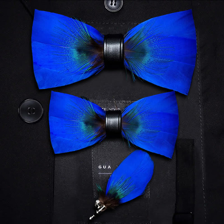 Nœud papillon Oxford bleu à plumes de paon pour enfant avec épingle à revers