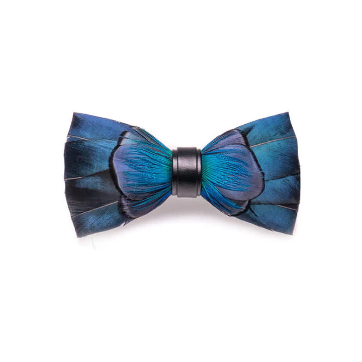 Nœud papillon en plumes bleu marine en cascade pour enfant avec épingle à revers