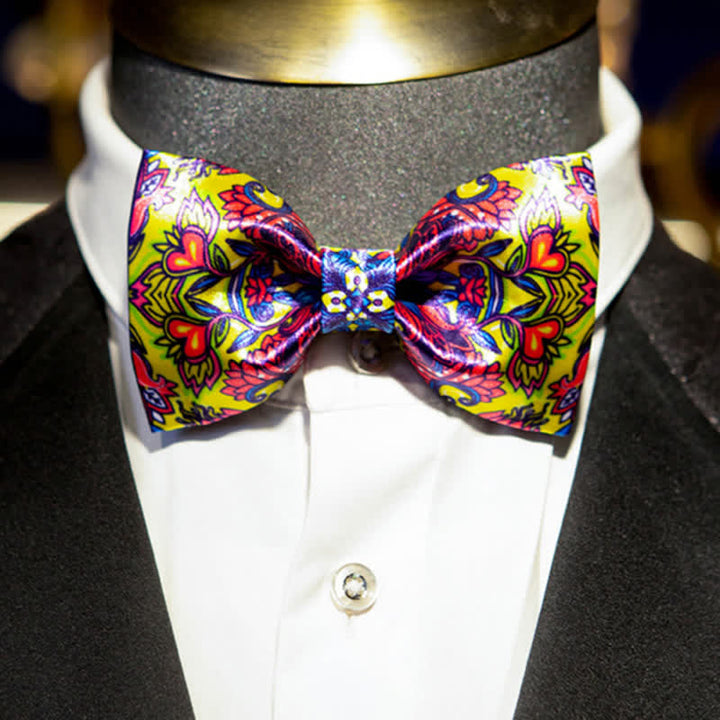 Nœud papillon pour homme à motif totem complexe de style baroque