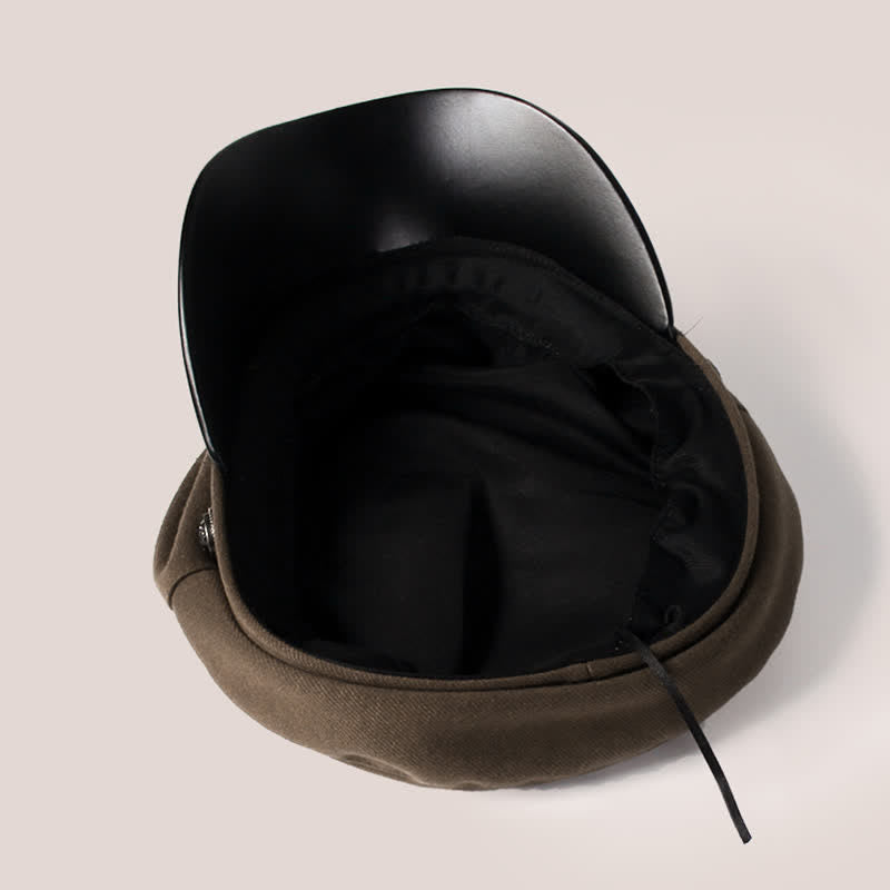 Béret rétro en laine avec bord en bec de canard et ancre nautique