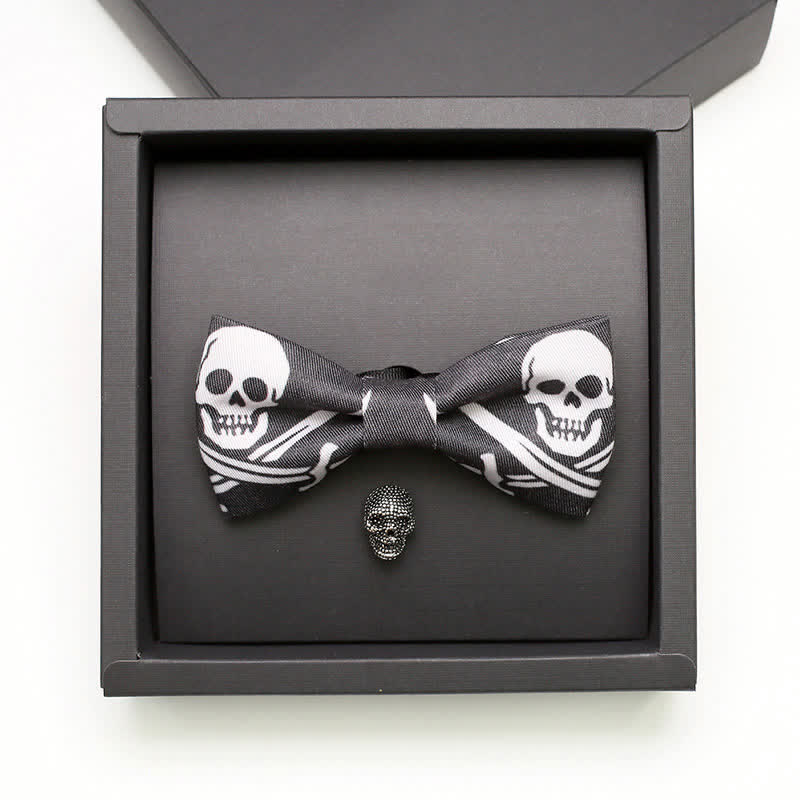 Lot de 2 broches et nœuds papillons pour homme en forme de crâne de pirate noir et blanc
