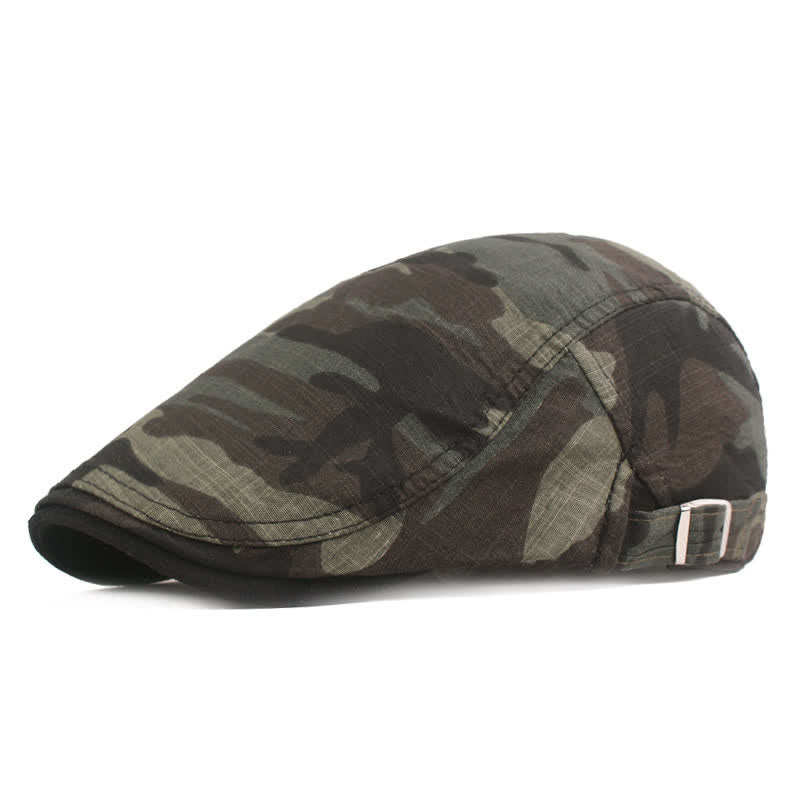 Béret plat à motif camouflage pour vendeur de journaux