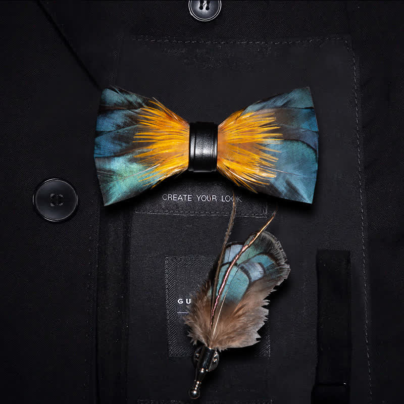Nœud papillon en plumes de martin-pêcheur vert forêt et jaune avec épingle à revers