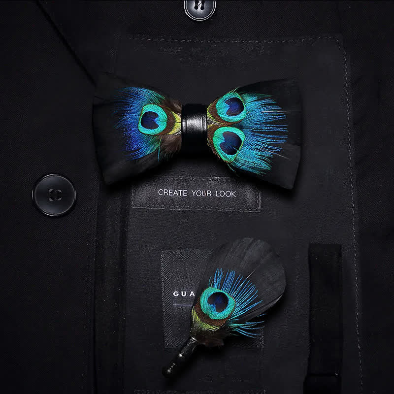 Nœud papillon en plumes de paon noir et bleu avec épingle à revers