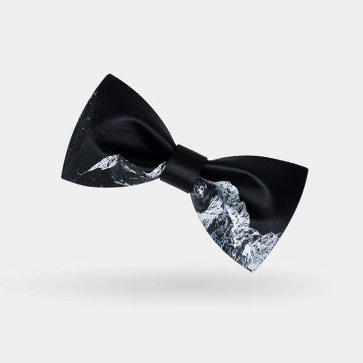 Nœud papillon noir et blanc à imprimé montagne enneigée pour homme