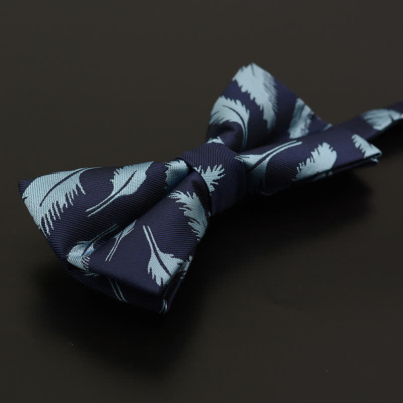 Nœud papillon décontracté à motif floral et plumes pour homme