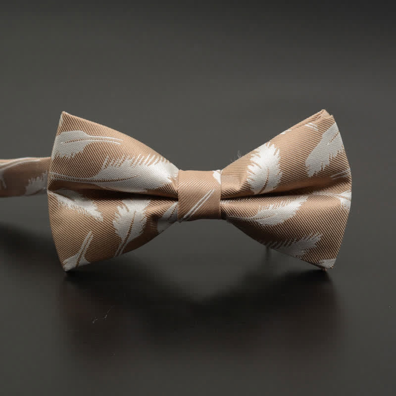 Nœud papillon décontracté à motif floral et plumes pour homme