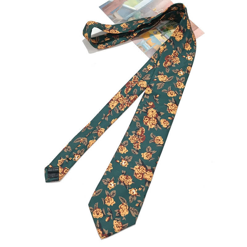Cravate vintage à imprimé floral vert foncé et jaune pour homme