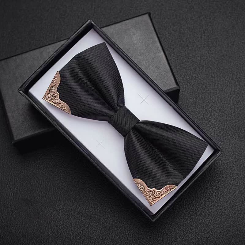 Nœud papillon en sergé avec pointes en métal doré pour homme
