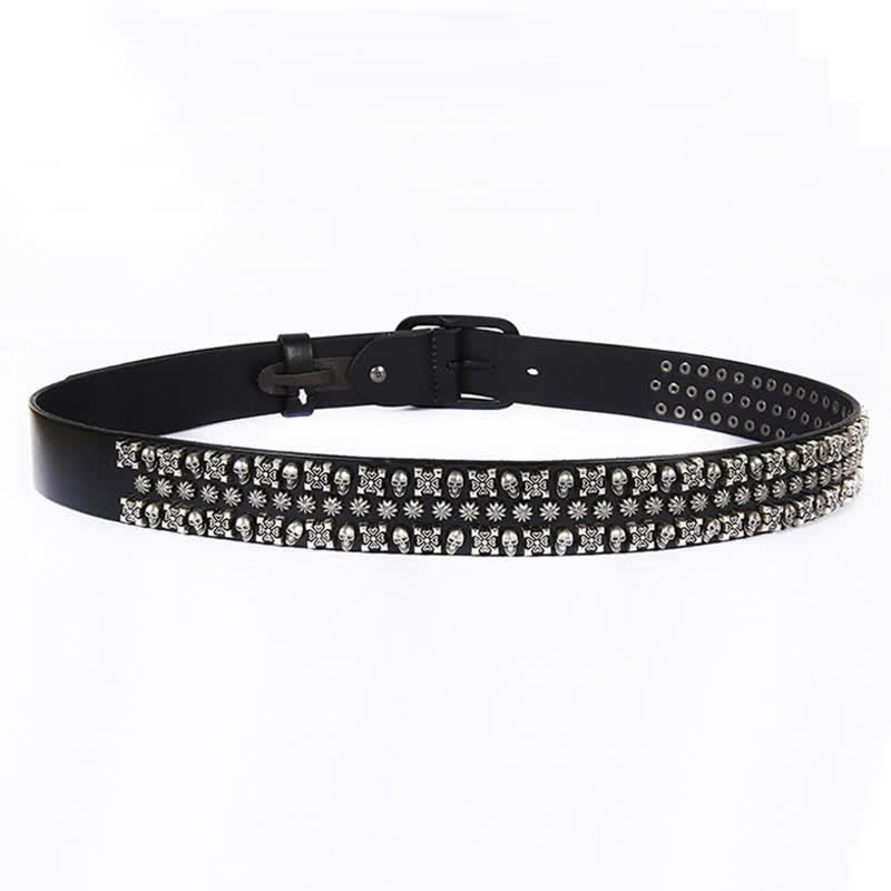 Ceinture en cuir à trois rangées de clous avec têtes de mort et os croisés