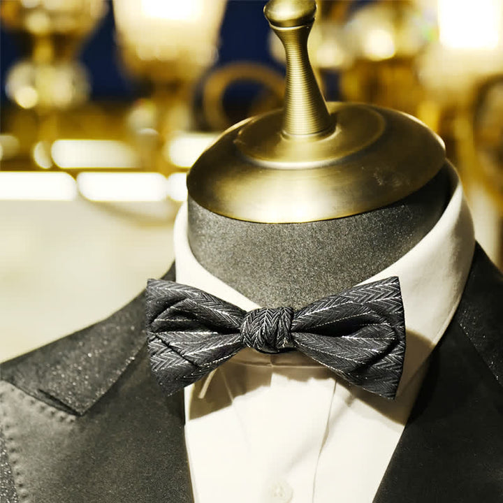 Nœud papillon à chevrons rayé gris foncé pour homme