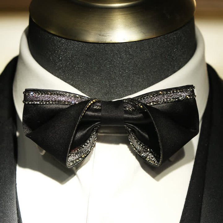 Nœud papillon pour homme avec strass noirs et motif Sea Of Stars