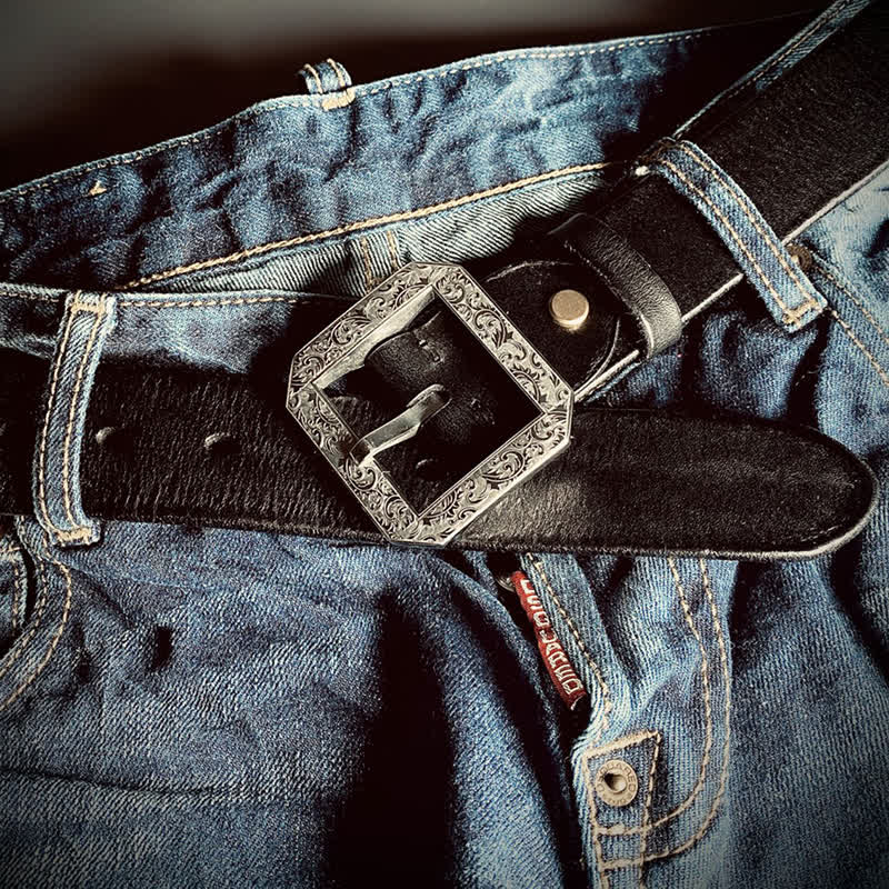 Ceinture en cuir pour pantalon avec boucle gravée à motif floral carré