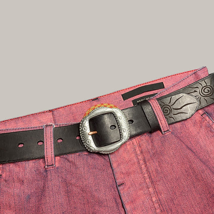 Ceinture en cuir avec boucle argentée et motif soleil rétro en relief