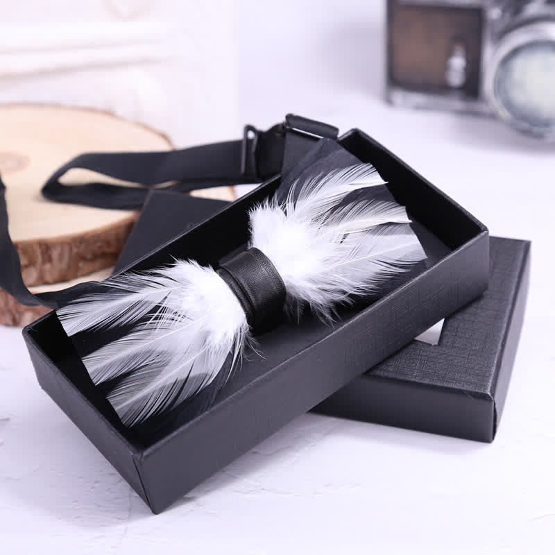 Nœud papillon pré-noué en plumes rouge blanc bordeaux