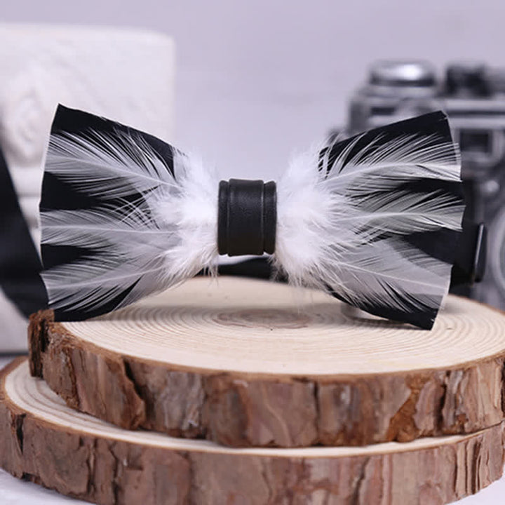 Nœud papillon pré-noué en plumes rouge blanc bordeaux