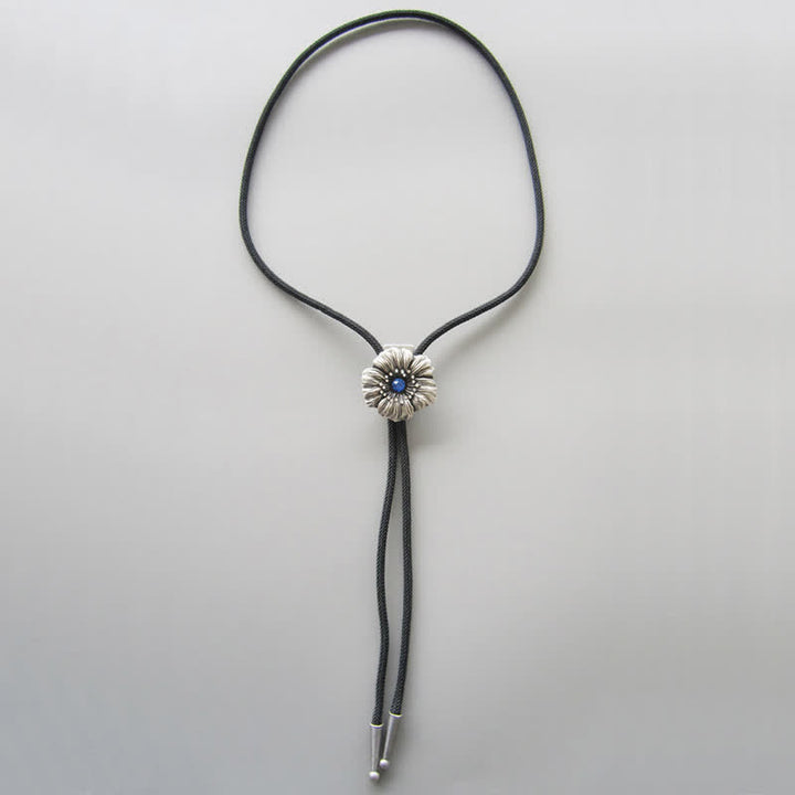 Cravate bolo en forme de fleur avec strass en faux cristal bleu