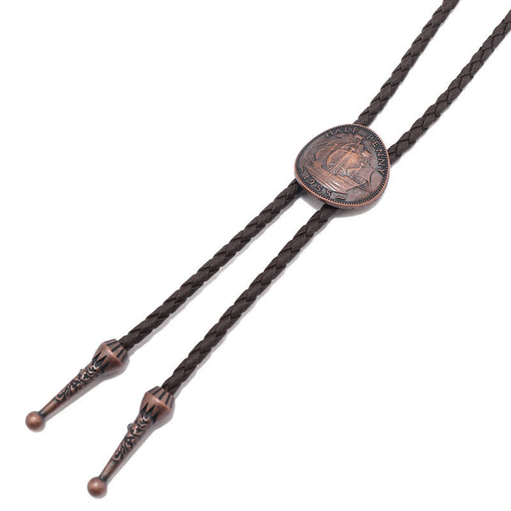 Cravate bolo en cuir avec pièce de monnaie ancien représentant trois voiliers