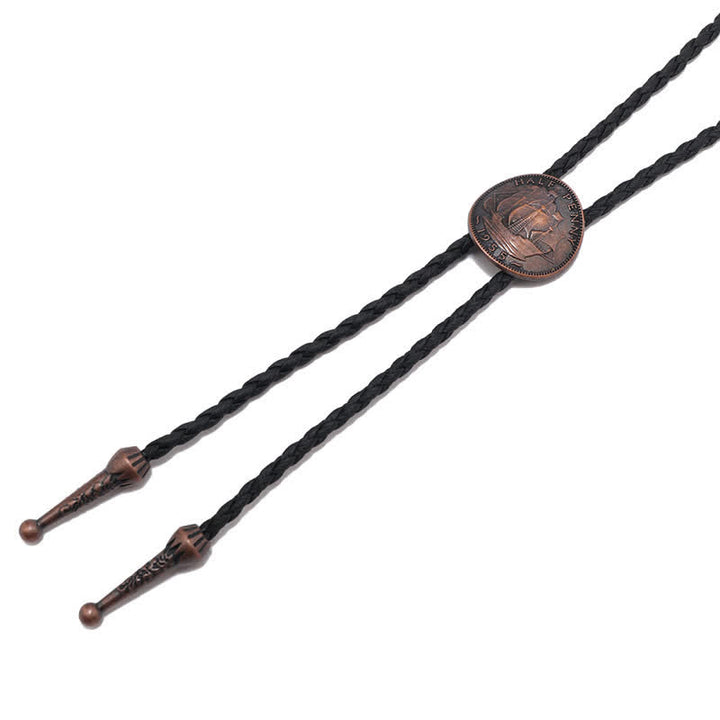Cravate bolo en cuir avec pièce de monnaie ancien représentant trois voiliers