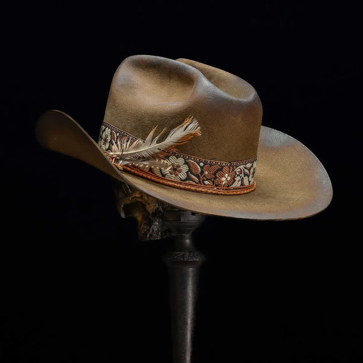Chapeau de cowboy en laine avec plumes décoratives et fleurs jacquard