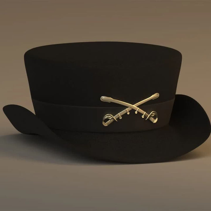Chapeau de cowboy en laine à dessus plat avec décor de cavalerie dorée
