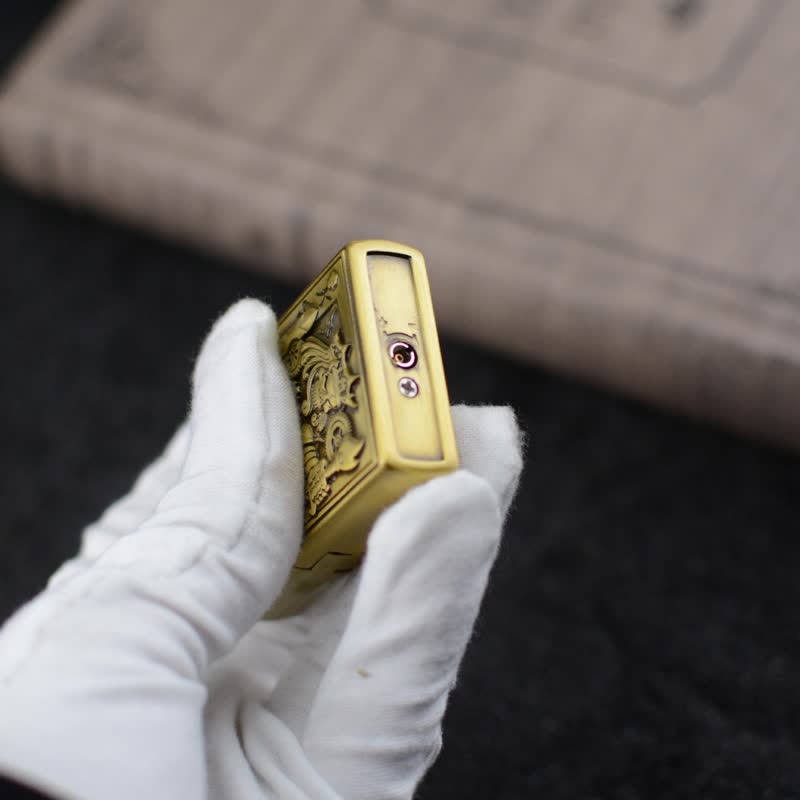 Briquet au butane rechargeable Skull King avec meule