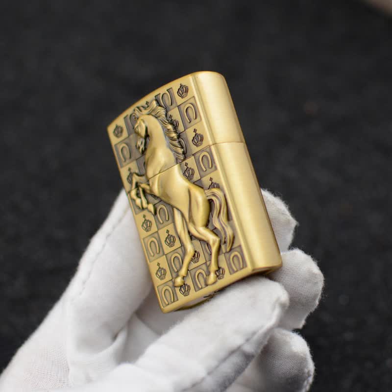 Briquet au butane rechargeable Roaring Horse Meule
