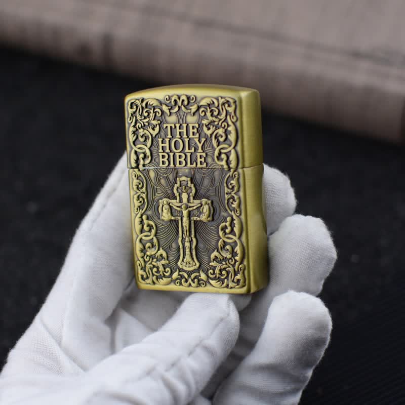 Briquet au butane rechargeable avec meule en croix de la Sainte Bible
