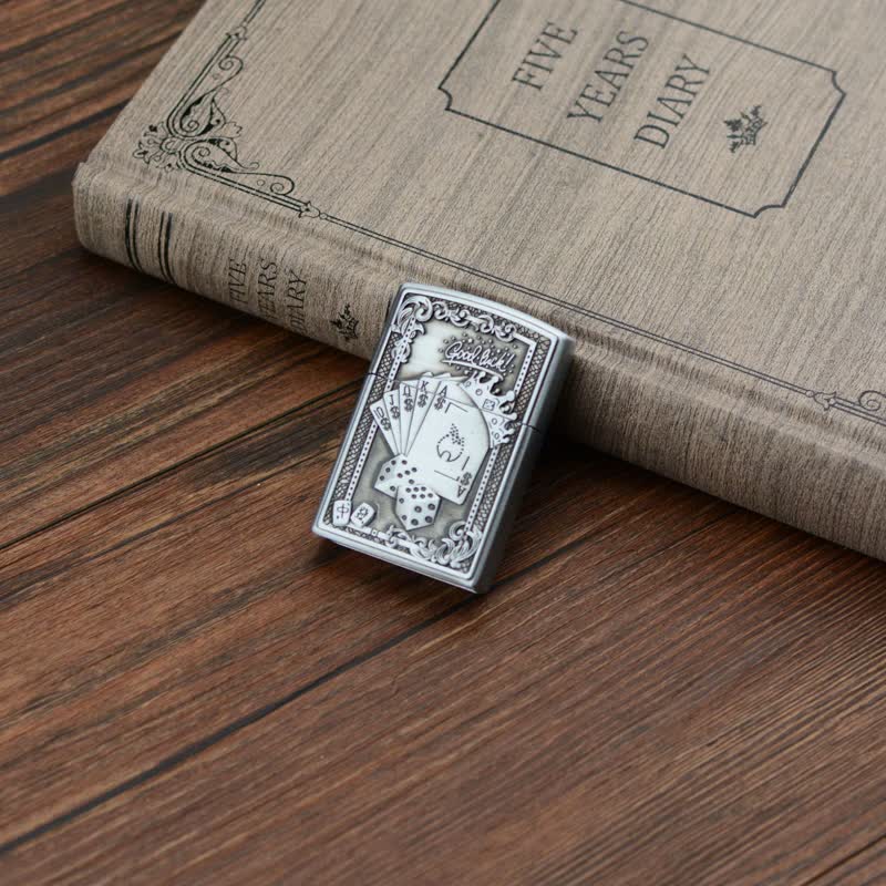 Briquet au butane rechargeable Lucky Poker avec meule