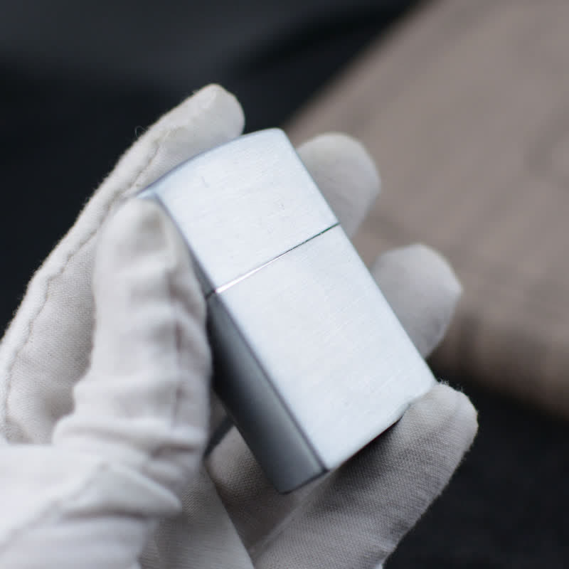 Briquet au butane rechargeable avec meule Flying Eagle