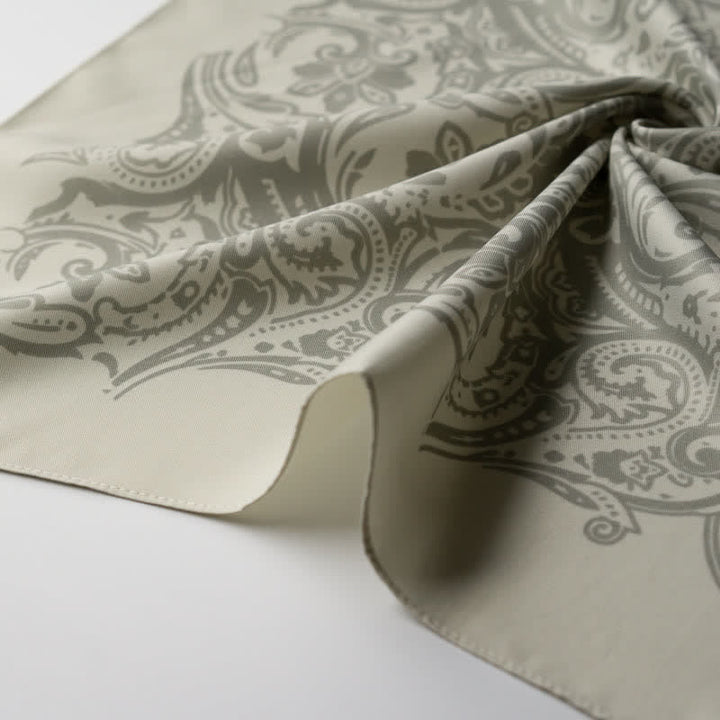Foulard carré à motif cachemire rétro avec boucle pour foulard