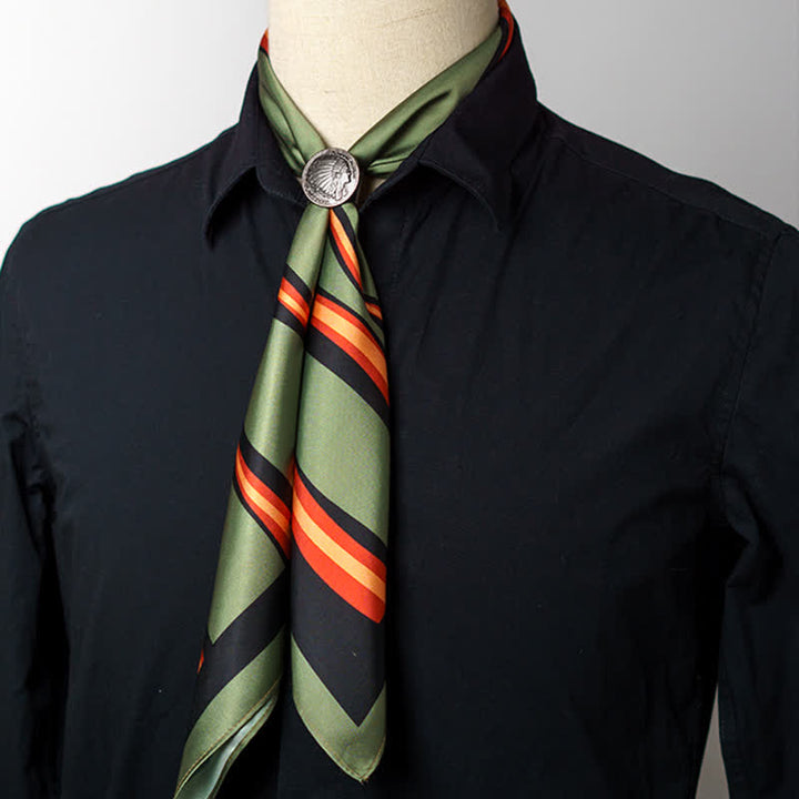 Foulard carré rayé à motif de flammes vertes et rouges avec boucle pour foulard