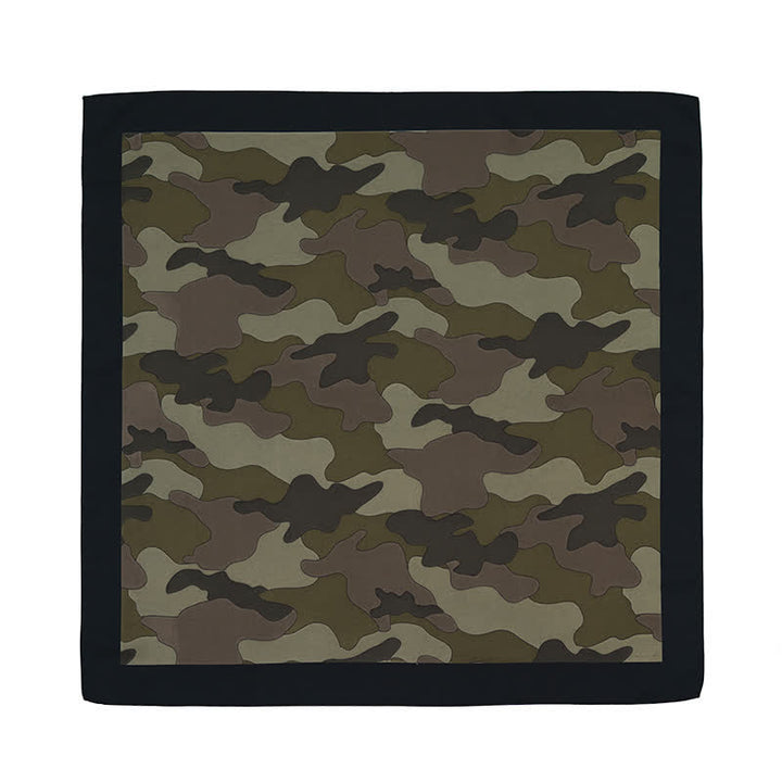 Foulard carré à motif camouflage avec boucle pour foulard