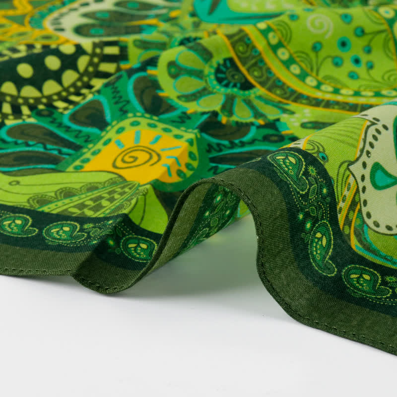 Foulard carré à motif cachemire vert fantastique avec boucle pour foulard