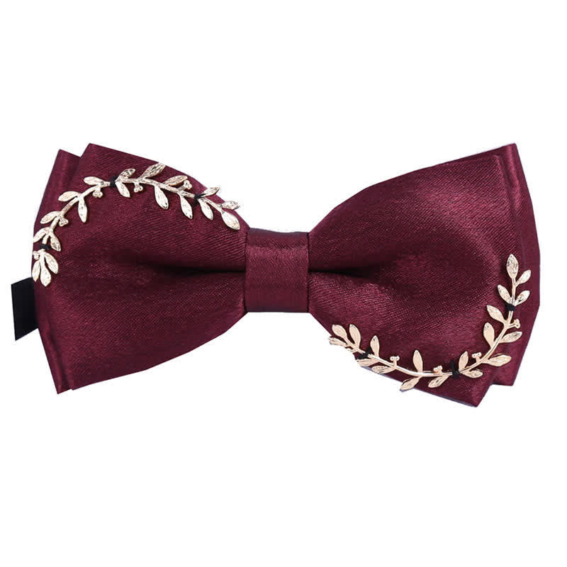 Nœud papillon pour homme avec appliques dorées et décoration en feuille de métal