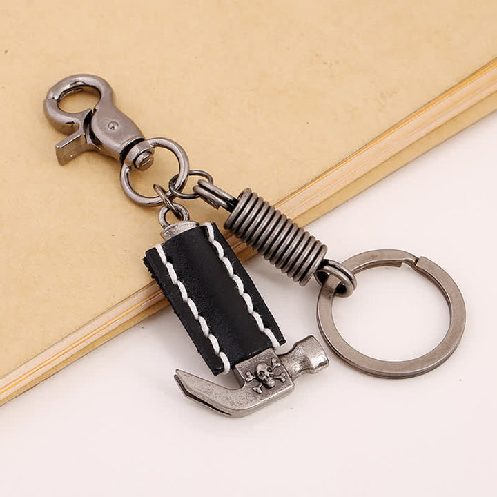 Porte-clés en cuir avec tête de mort sculptée au marteau de style urbain - Noir - image 1