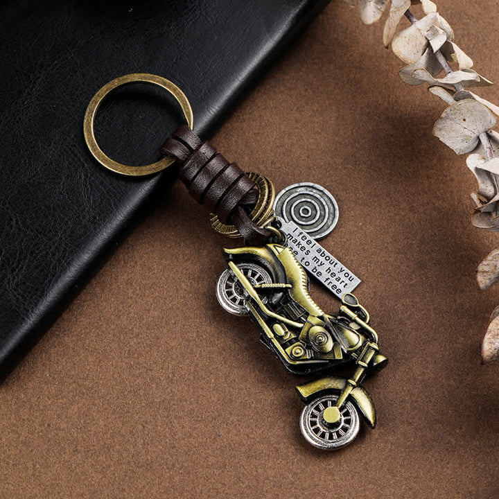 Porte-clés en cuir avec pendentif moto rétro 3D