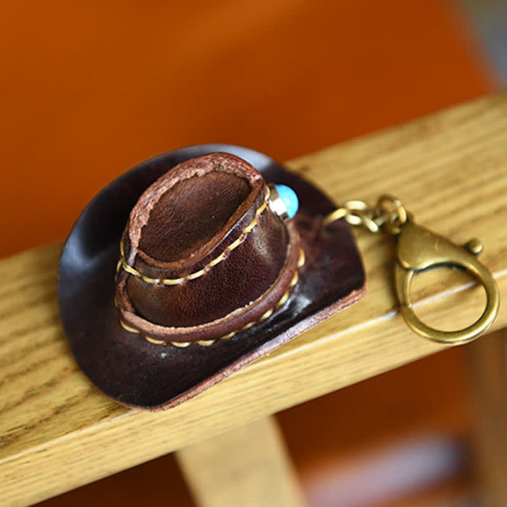 Porte-clés fait main en forme de mini chapeau de cowboy en cuir