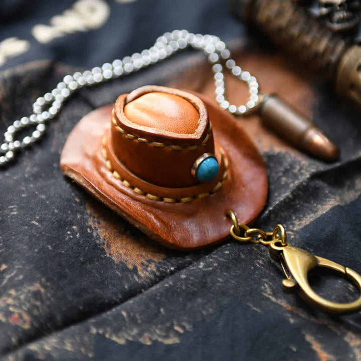 Porte-clés fait main en forme de mini chapeau de cowboy en cuir
