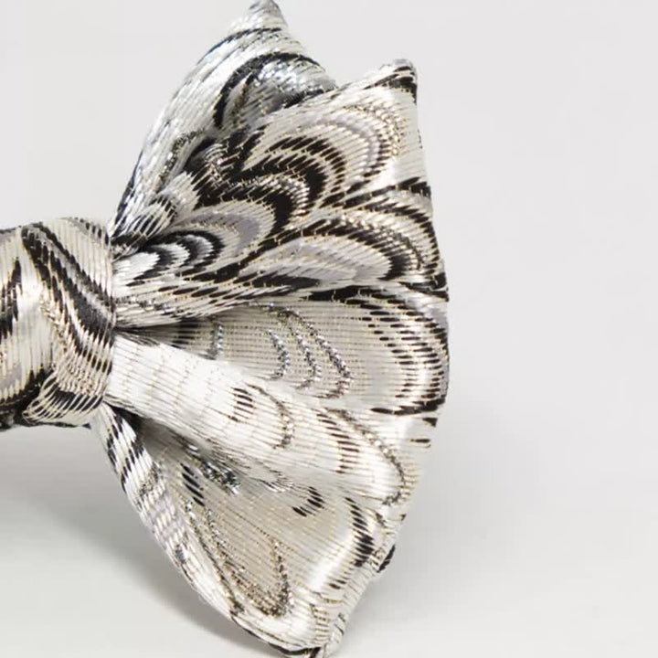 Nœud papillon fait main pour homme avec motif gris argenté brillant