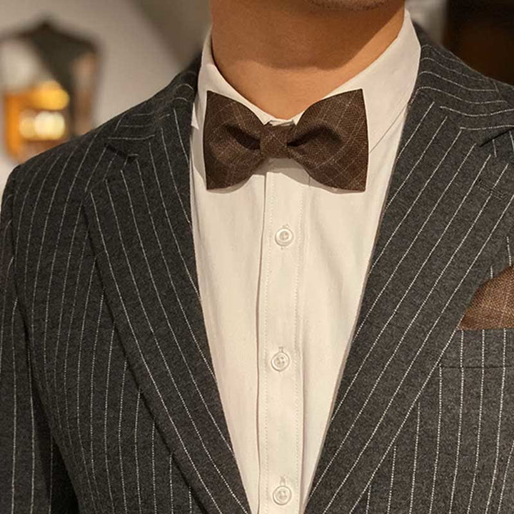 Nœud papillon à carreaux marron foncé vintage de style britannique pour homme