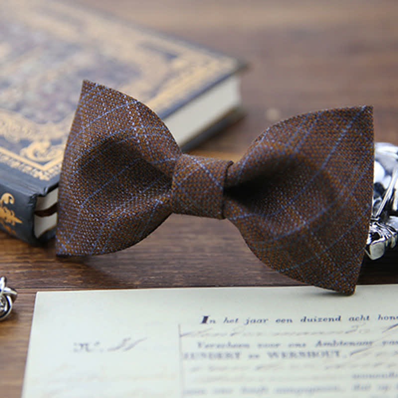Nœud papillon à carreaux marron foncé vintage de style britannique pour homme