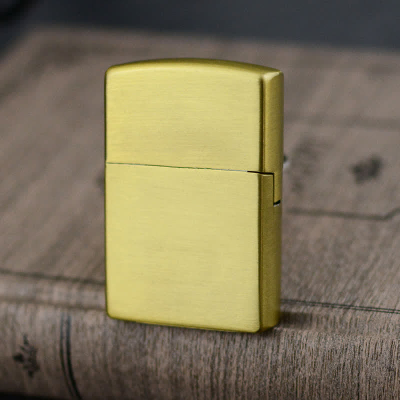 Briquet au butane rechargeable à motif tête de mort de grande taille